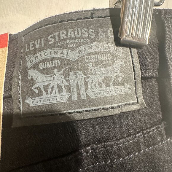BNWT Levis 720 High Rise Super Skinny 27 - Black - Picture 9 of 14